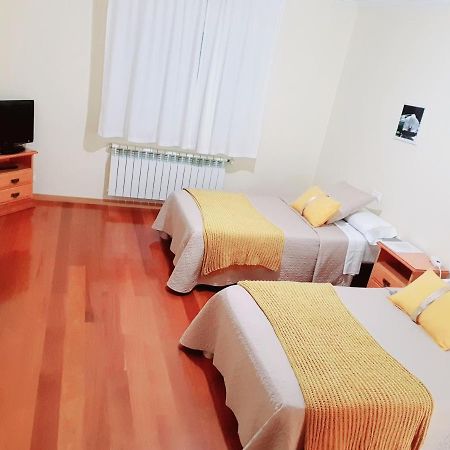 Estrella Do Camino Hotel Калдас Де Реис Екстериор снимка